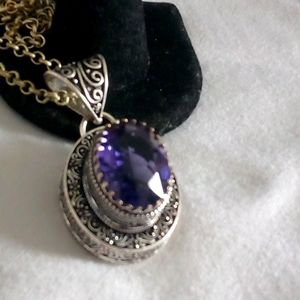 Petite amethyst pendant 🌹